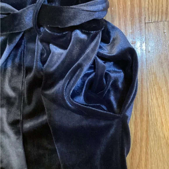 Blue velvet stretch trousers - Picture 2 of 6